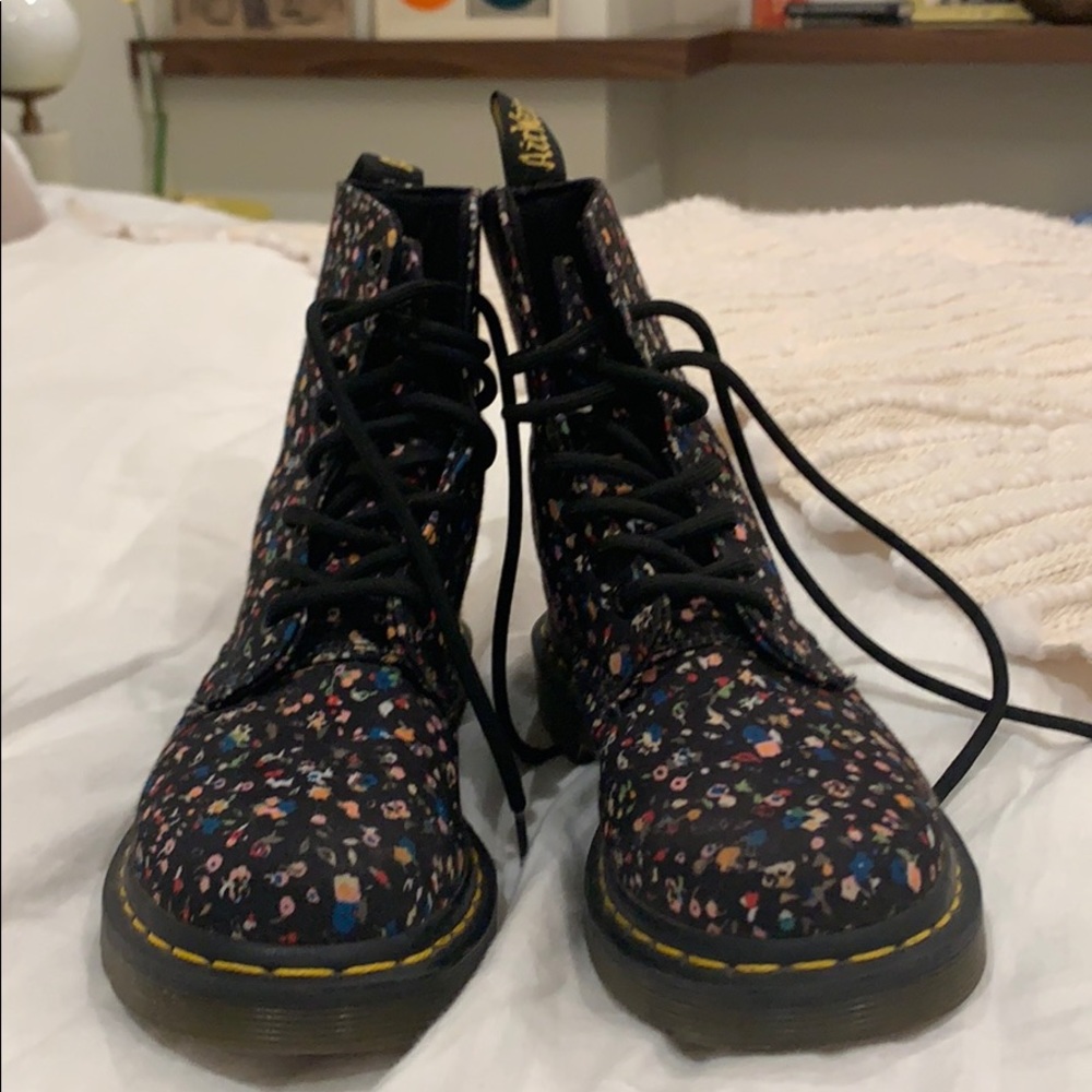 New doc Martens!!